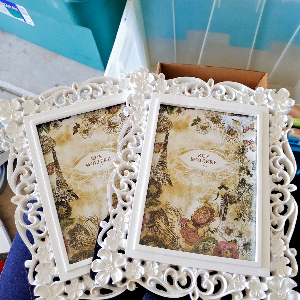 Pair of frames